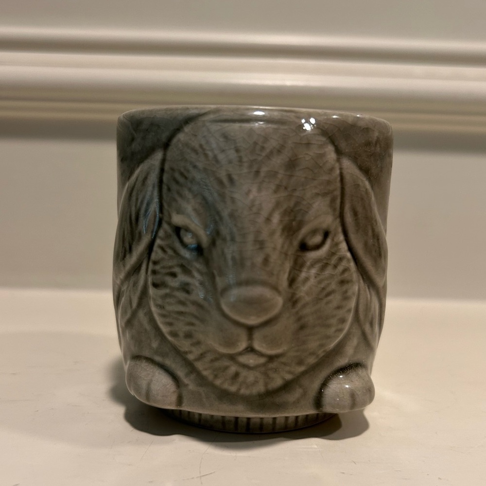 Anthropologie Black Amber Stone Ceramic Rabbit Candle